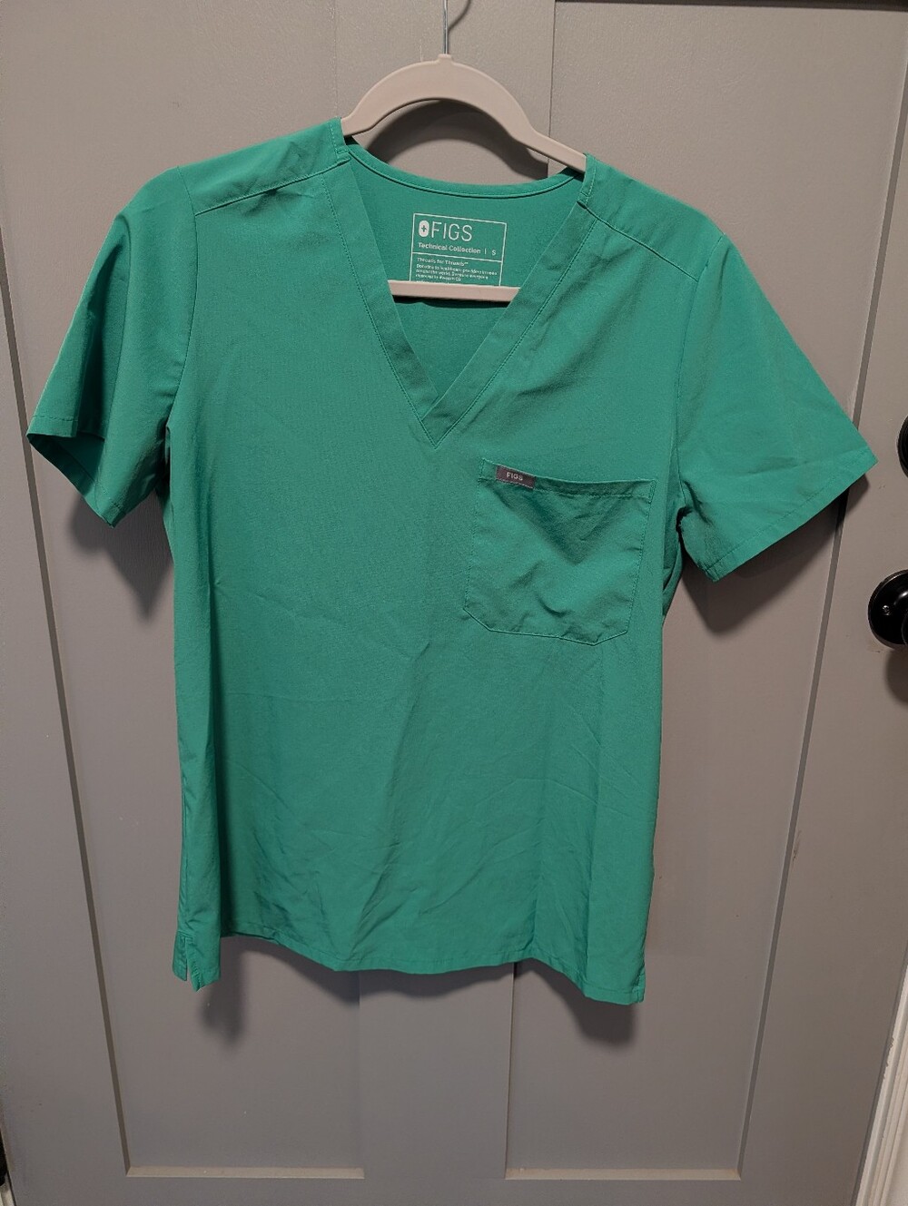 Figs FreeX Safety Green Scrub Set
